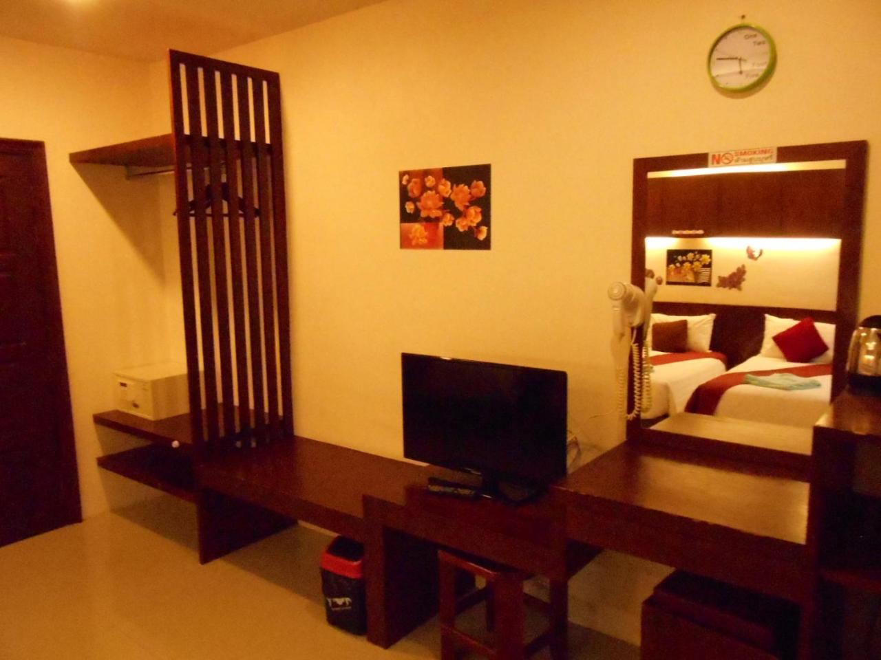 7 Sky Residency 호텔 Patong 외부 사진