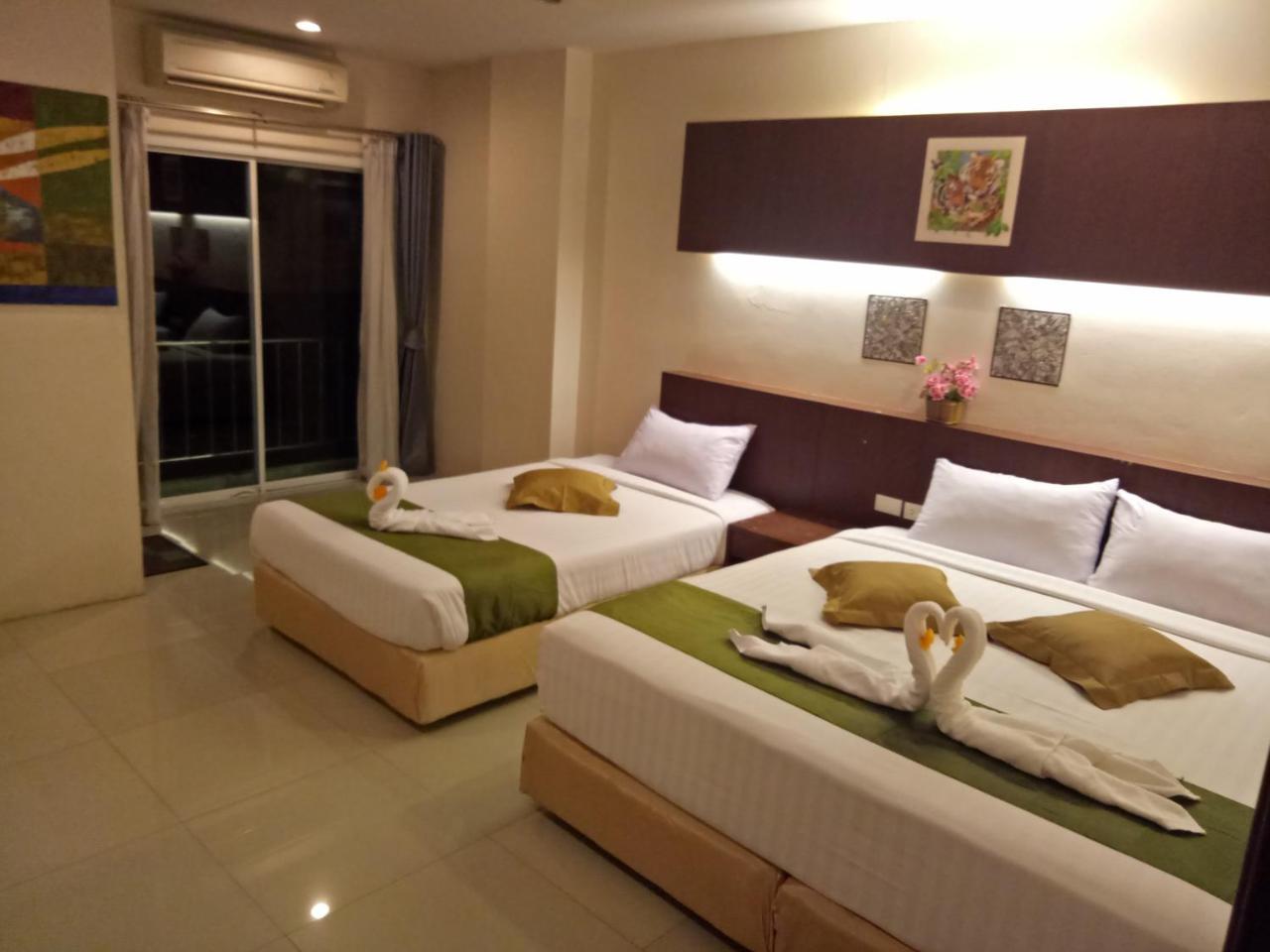 7 Sky Residency 호텔 Patong 외부 사진